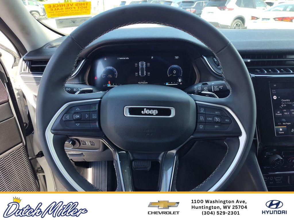 2023 Jeep Grand Cherokee Laredo