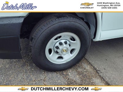 2025 Chevrolet Express Cargo WT