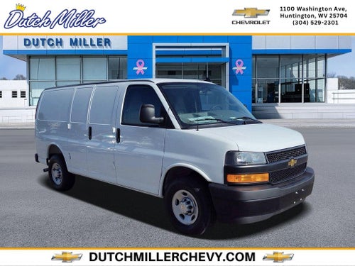 2025 Chevrolet Express Cargo WT