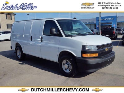 2025 Chevrolet Express Cargo WT