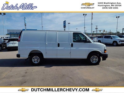 2025 Chevrolet Express Cargo WT