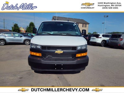 2025 Chevrolet Express Cargo WT