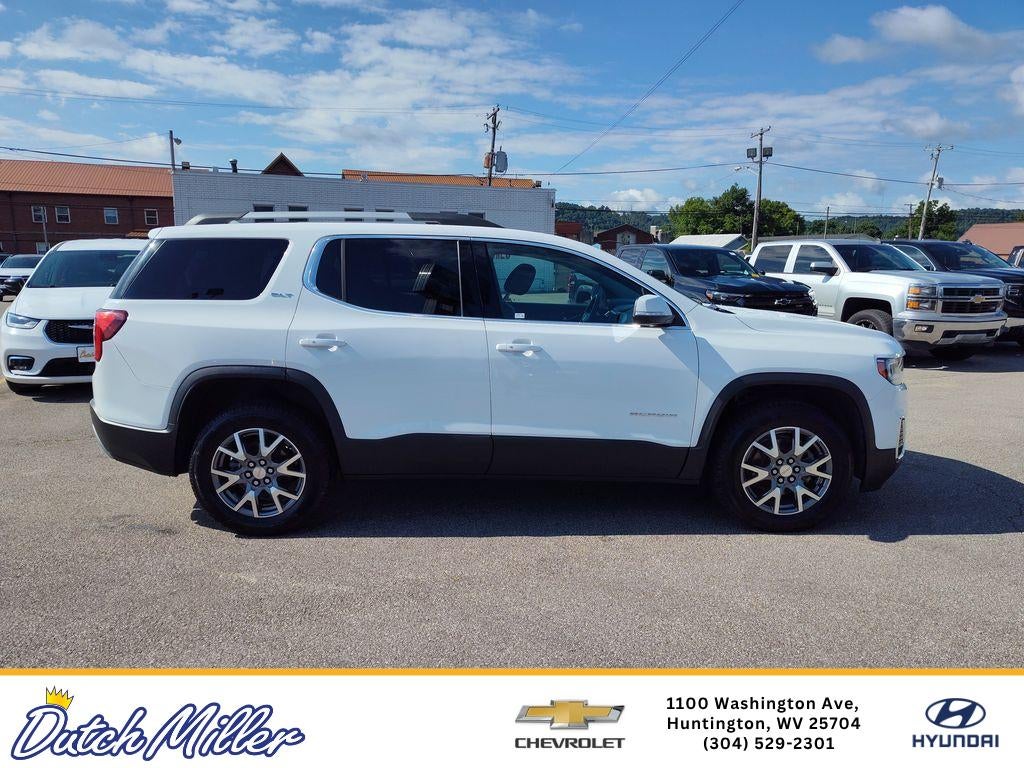 2023 GMC Acadia SLT