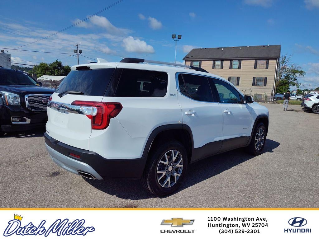 2023 GMC Acadia SLT