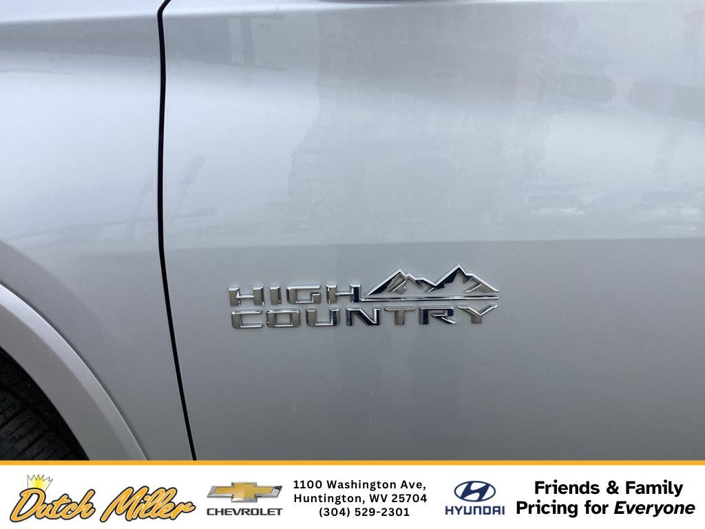 2022 Chevrolet Traverse High Country