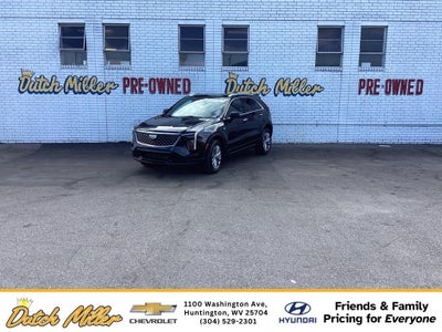 2024 Cadillac XT4 Premium Luxury