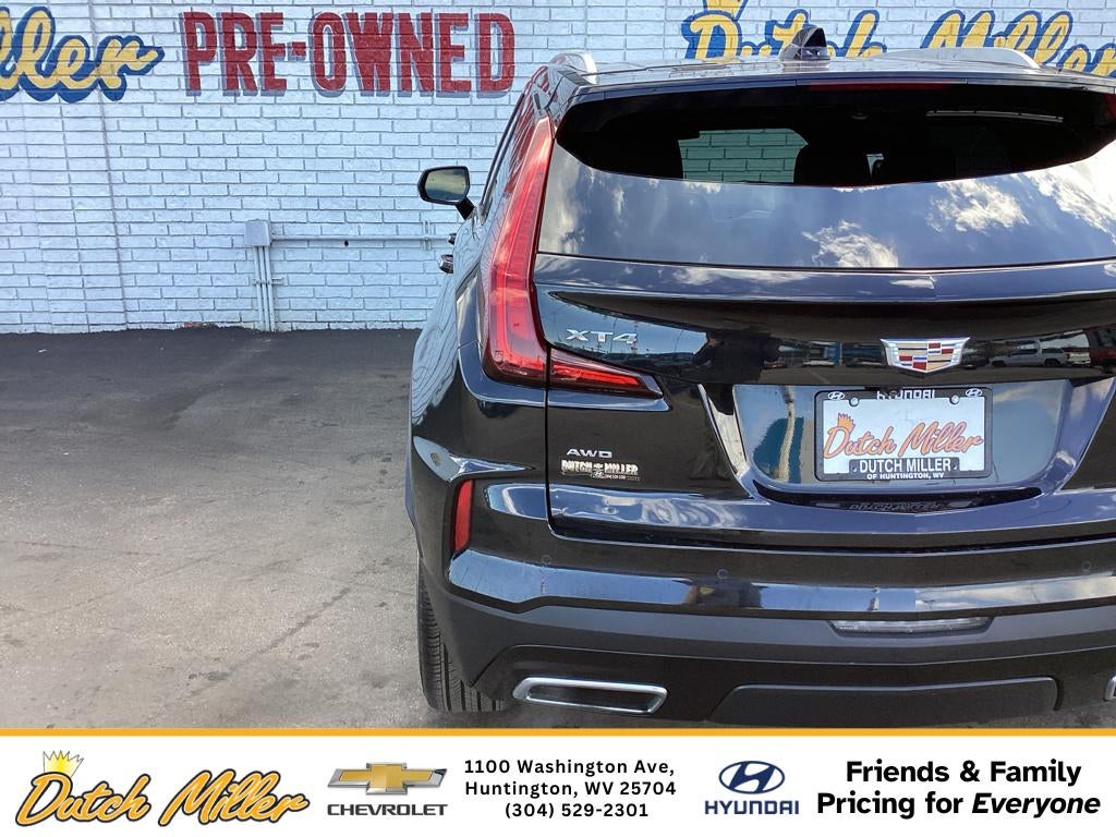 2024 Cadillac XT4 Premium Luxury