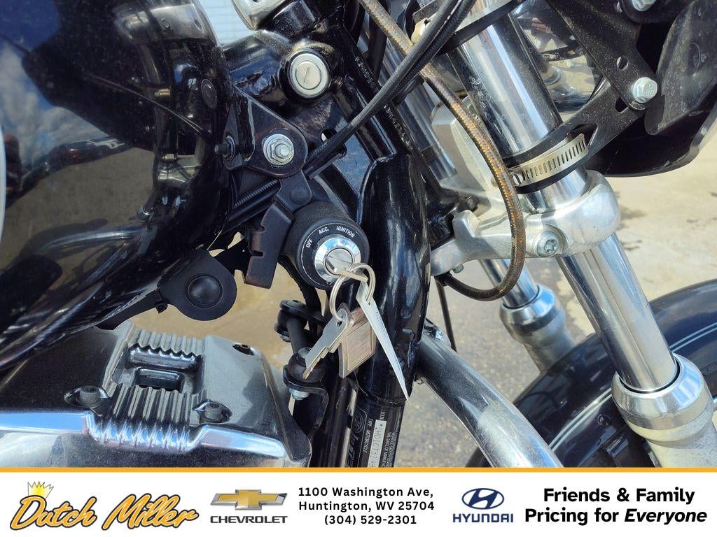 2009 HARLEY DAVIDSON XL 1200C Base