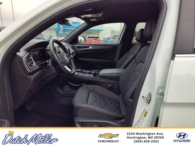 2025 Volkswagen Atlas Cross Sport 2.0T SE w/Technology