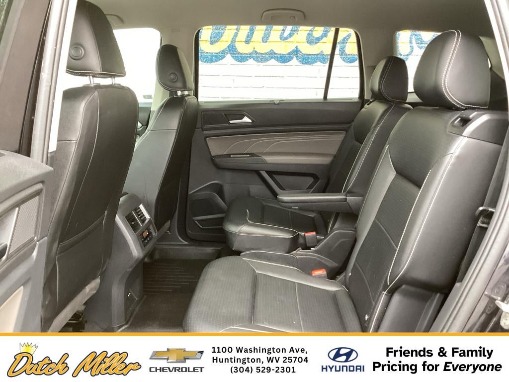 2022 Volkswagen Atlas 2.0T SE w/Technology