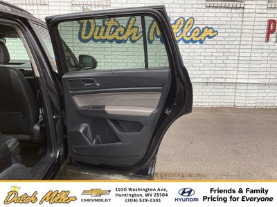 2022 Volkswagen Atlas 2.0T SE w/Technology