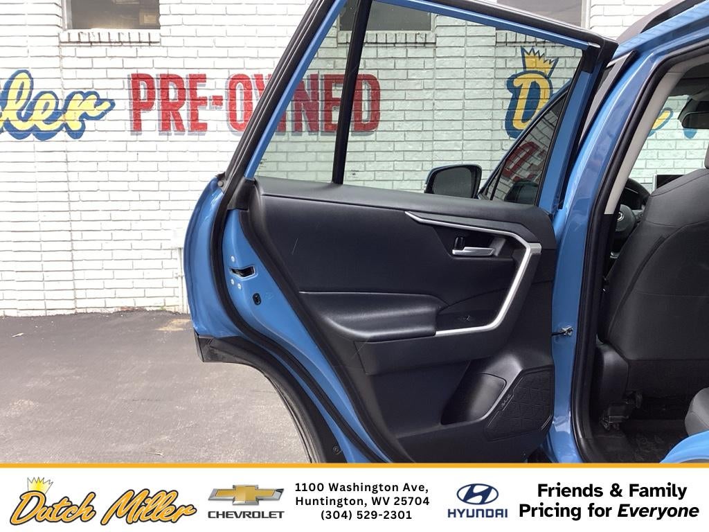 2023 Toyota RAV4 Hybrid XLE