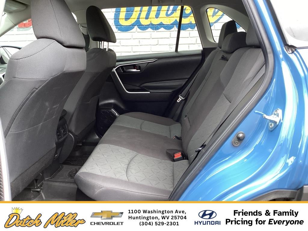 2023 Toyota RAV4 Hybrid XLE