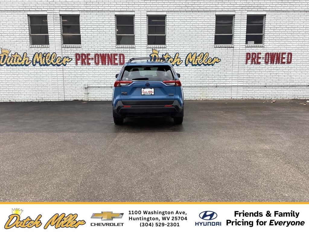 2023 Toyota RAV4 Hybrid XLE