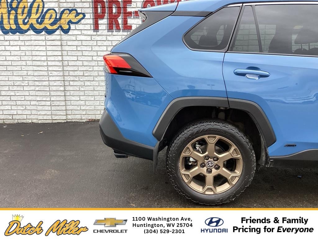 2023 Toyota RAV4 Hybrid XLE