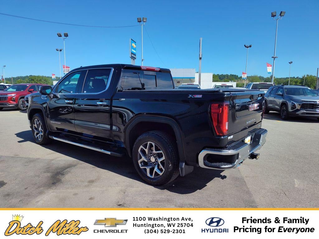 2025 GMC Sierra 1500 SLT