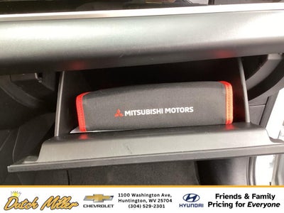 2023 Mitsubishi Outlander SEL