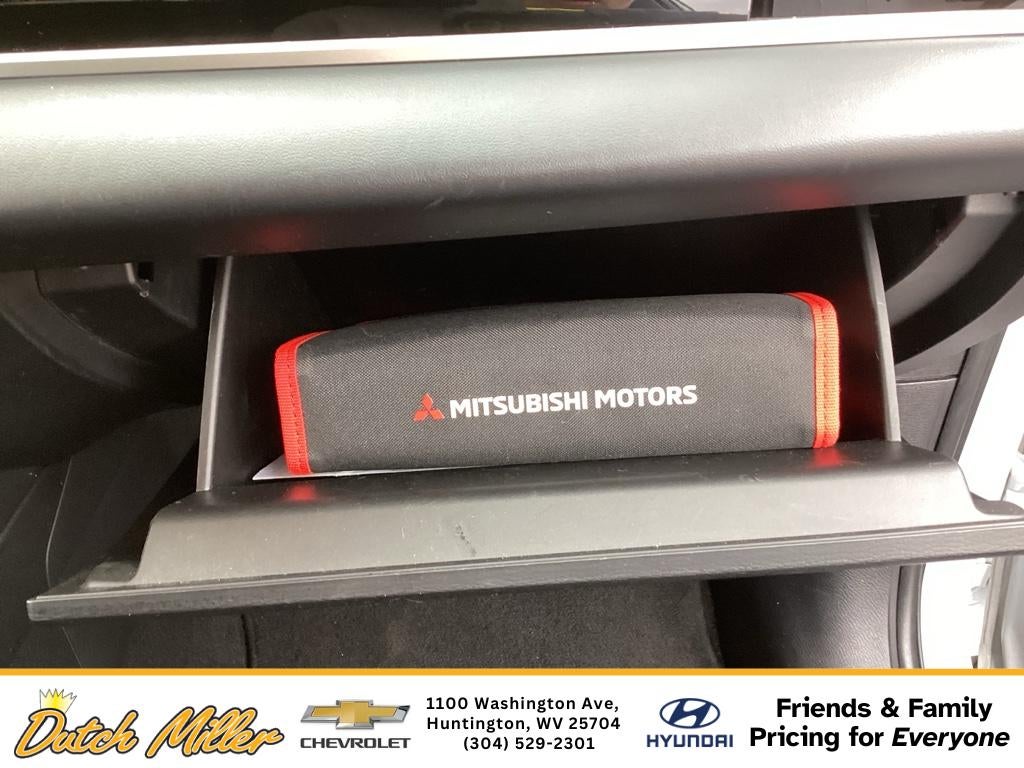 2023 Mitsubishi Outlander SEL