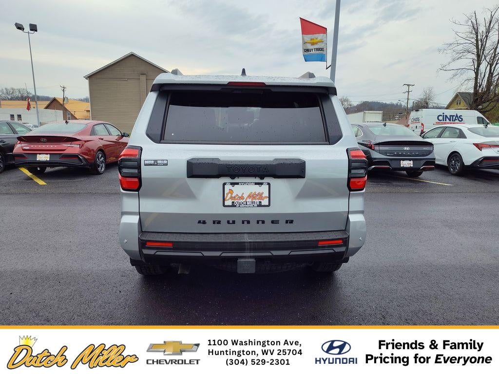 2025 Toyota 4Runner SR5