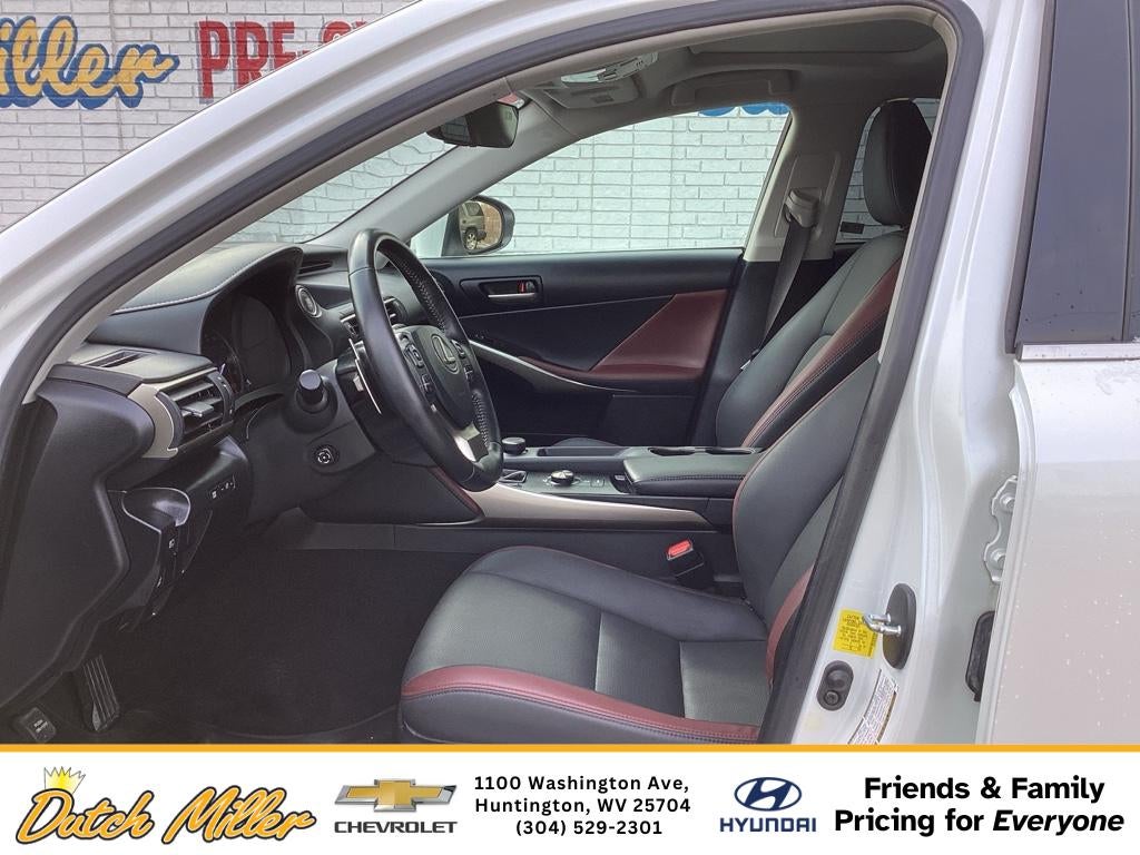 2019 Lexus IS IS 300