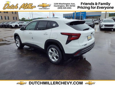 2026 Chevrolet Trax LS