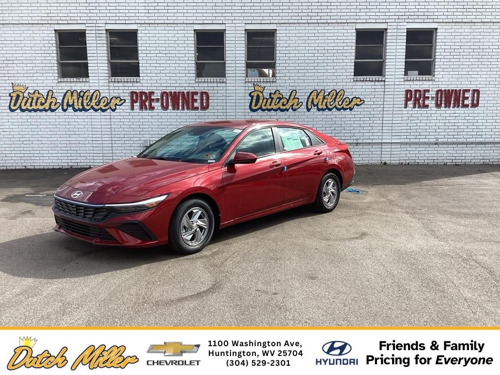 2025 Hyundai Elantra SE