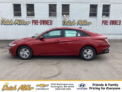 2025 Hyundai Elantra SE