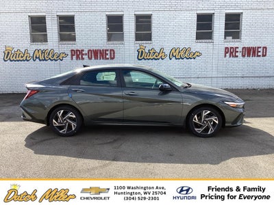 2025 Hyundai Elantra SEL Sport