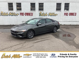 2024 Hyundai Elantra Hybrid Blue