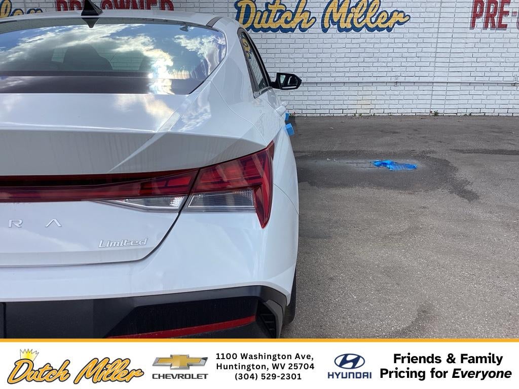 2025 Hyundai Elantra Limited