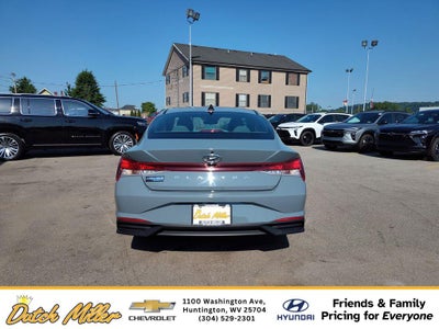 2022 Hyundai Elantra SEL