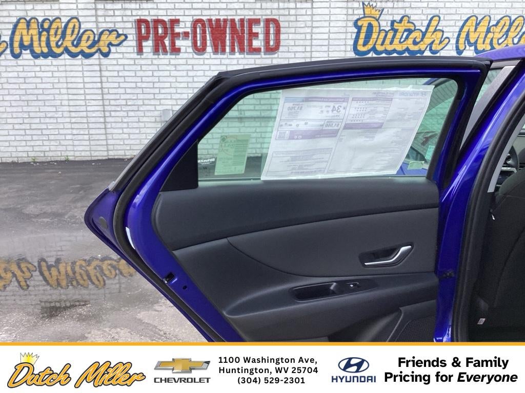 2025 Hyundai Elantra SEL Convenience