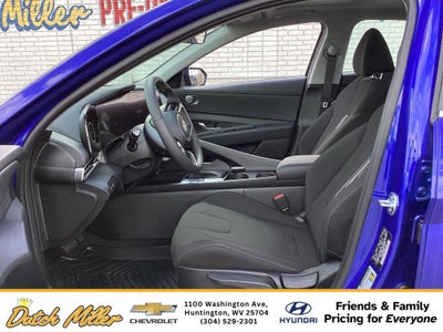 2025 Hyundai Elantra SEL Convenience