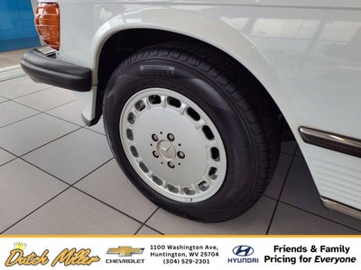 1988 Mercedes-Benz 560 Series 560SL